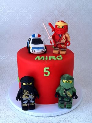 Ninja hős torta